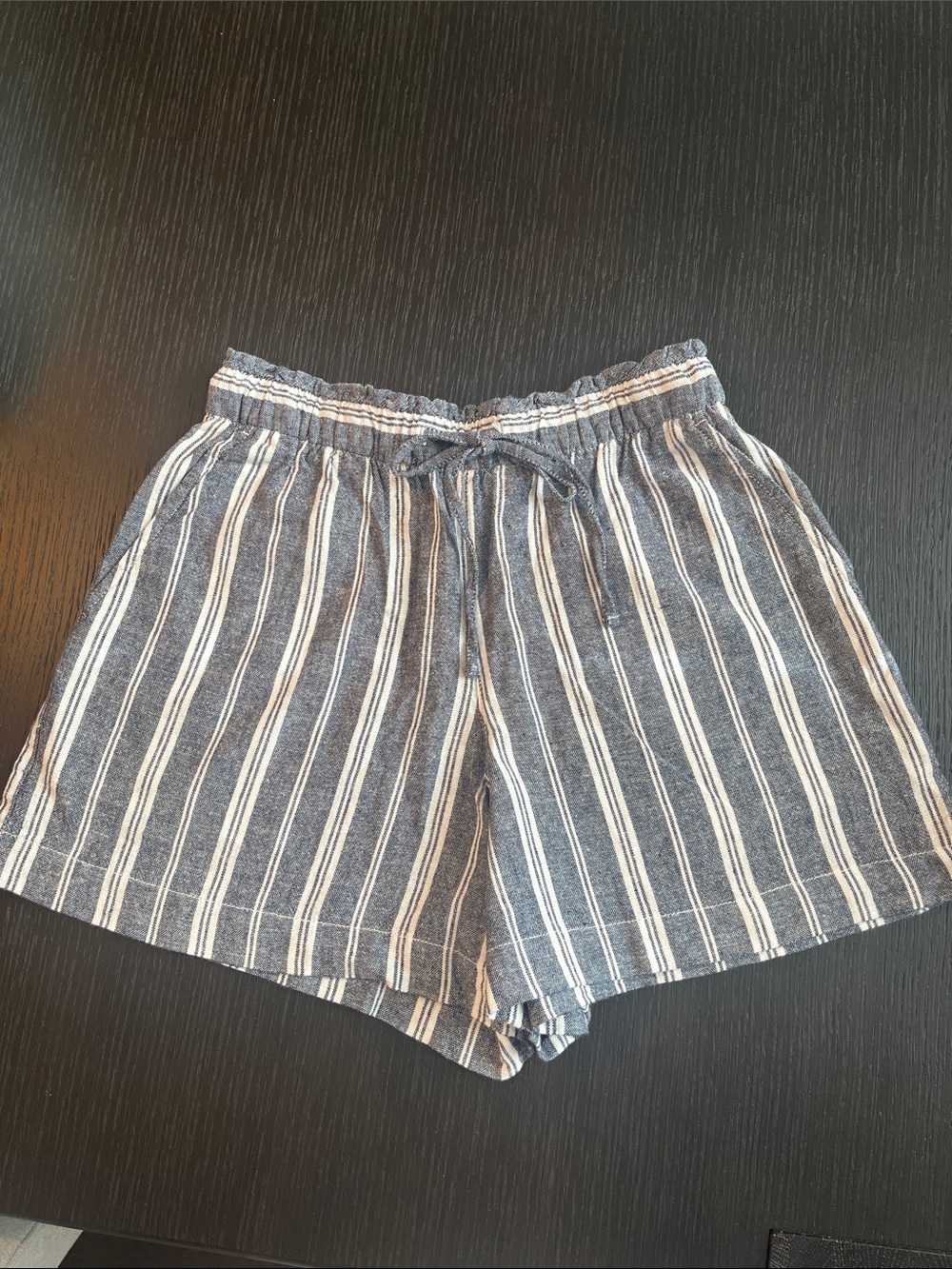 GAP Striped Blue and White Women's Drawstring Shorts XS